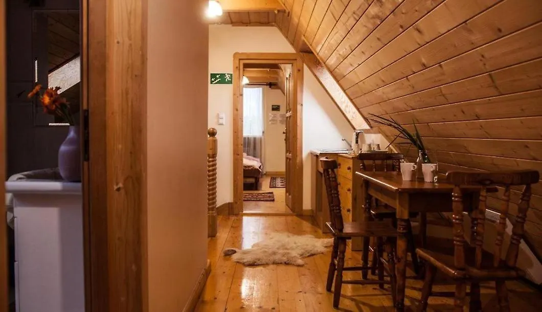 Kominkowa Willa Zakopane Homestay